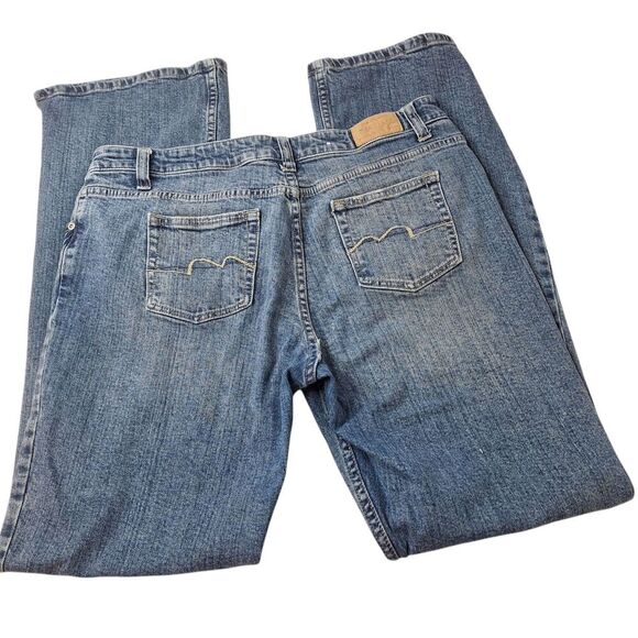 Maurices Womens Jr Size 15/16 Long Hipster Boot Stretch Distressed Medium Wash - Picture 3 of 16